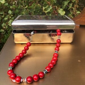 Vintage red glass beads necklace.